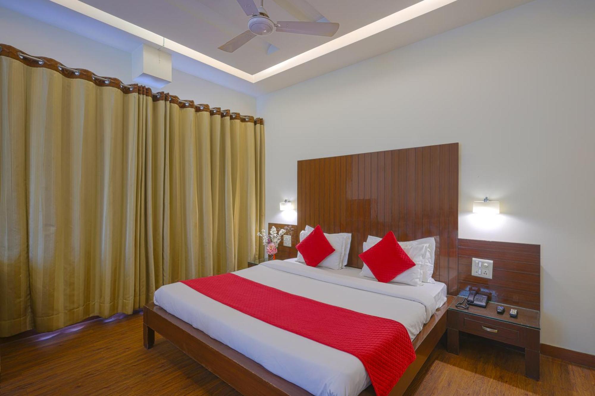 Hotel Haris Mg Road Gurugram Γκουργκάον Εξωτερικό φωτογραφία