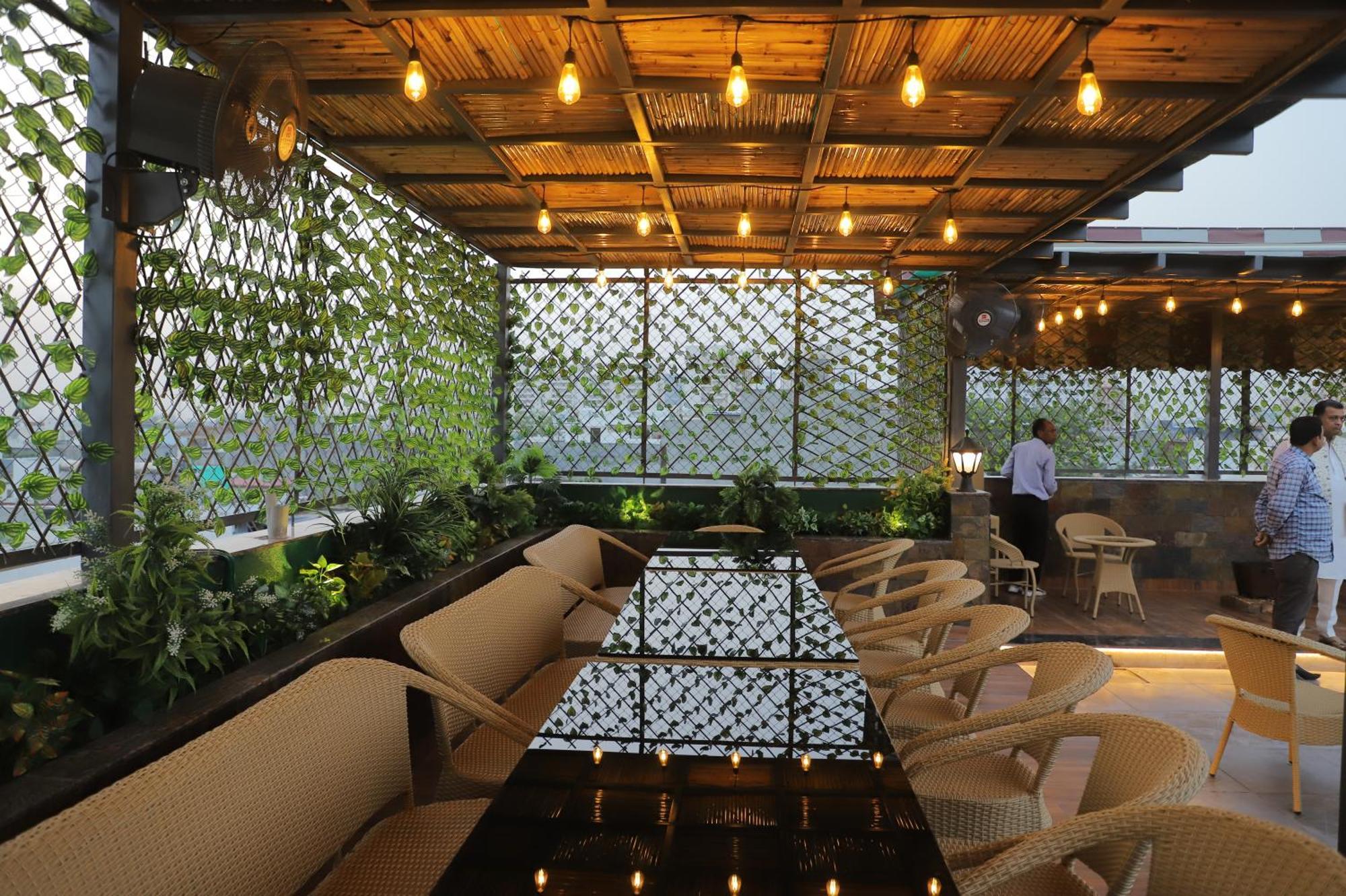 Hotel Haris Mg Road Gurugram Γκουργκάον Εξωτερικό φωτογραφία