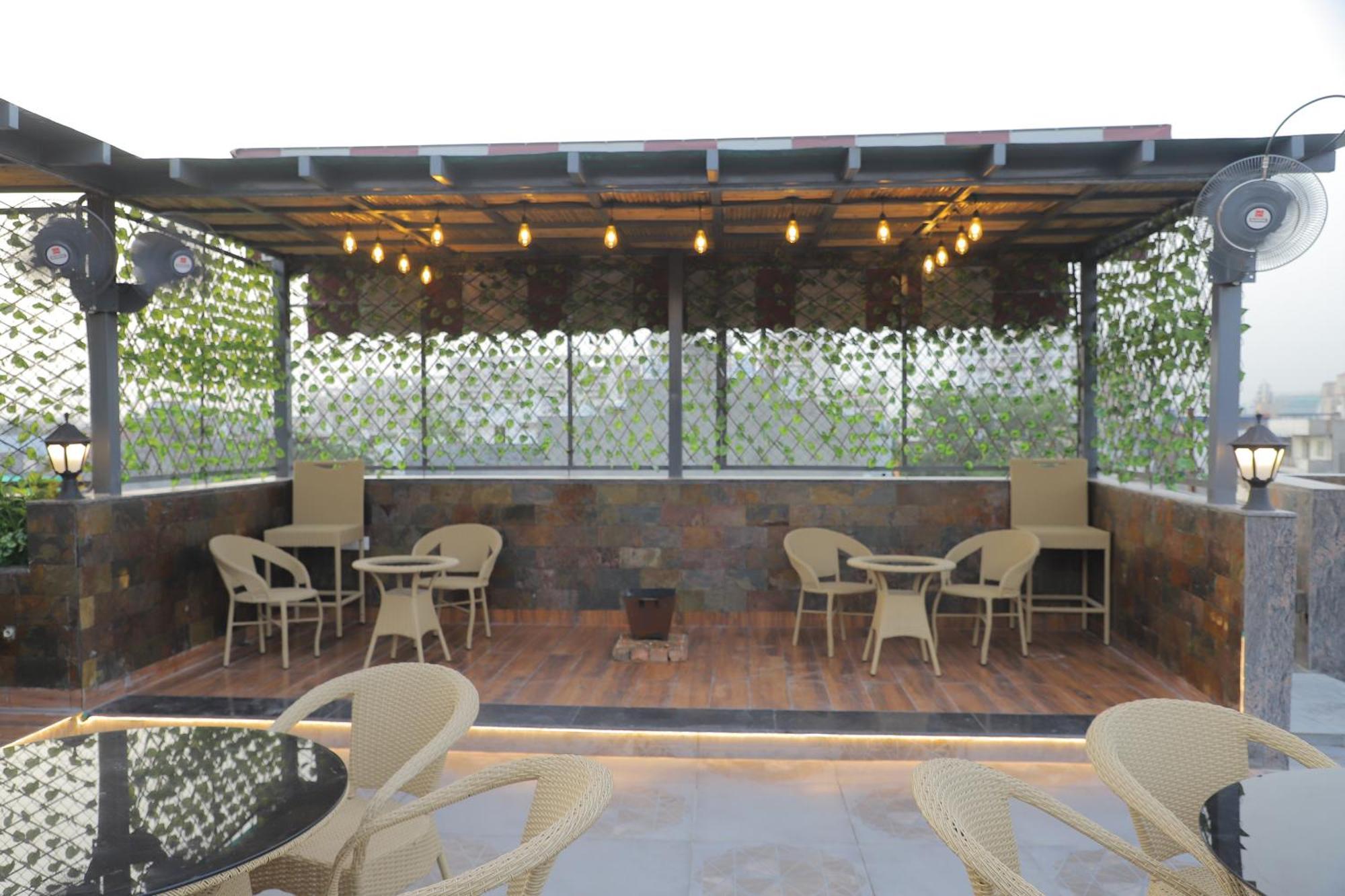 Hotel Haris Mg Road Gurugram Γκουργκάον Εξωτερικό φωτογραφία