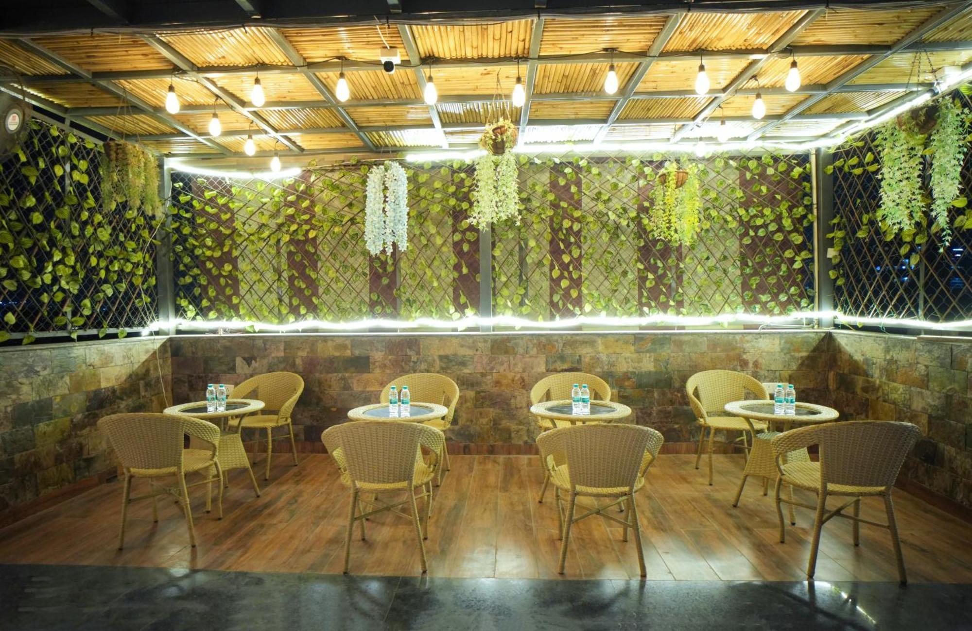 Hotel Haris Mg Road Gurugram Γκουργκάον Εξωτερικό φωτογραφία